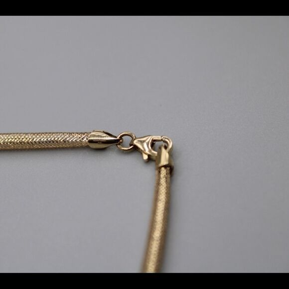 14k Gold Mesh Necklace and Ankh Cross - Picture 8 of 11